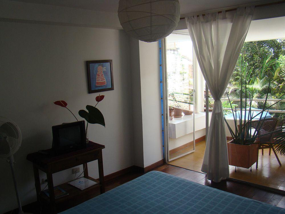 Casa Hotel Jardin Azul Cali Exterior photo